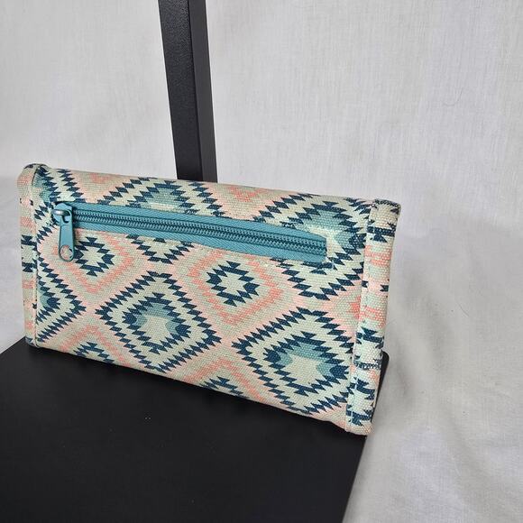 Kavu Tri-Fold Wallet Cotton Pink White Blue Geo Aztec - Picture 7 of 13